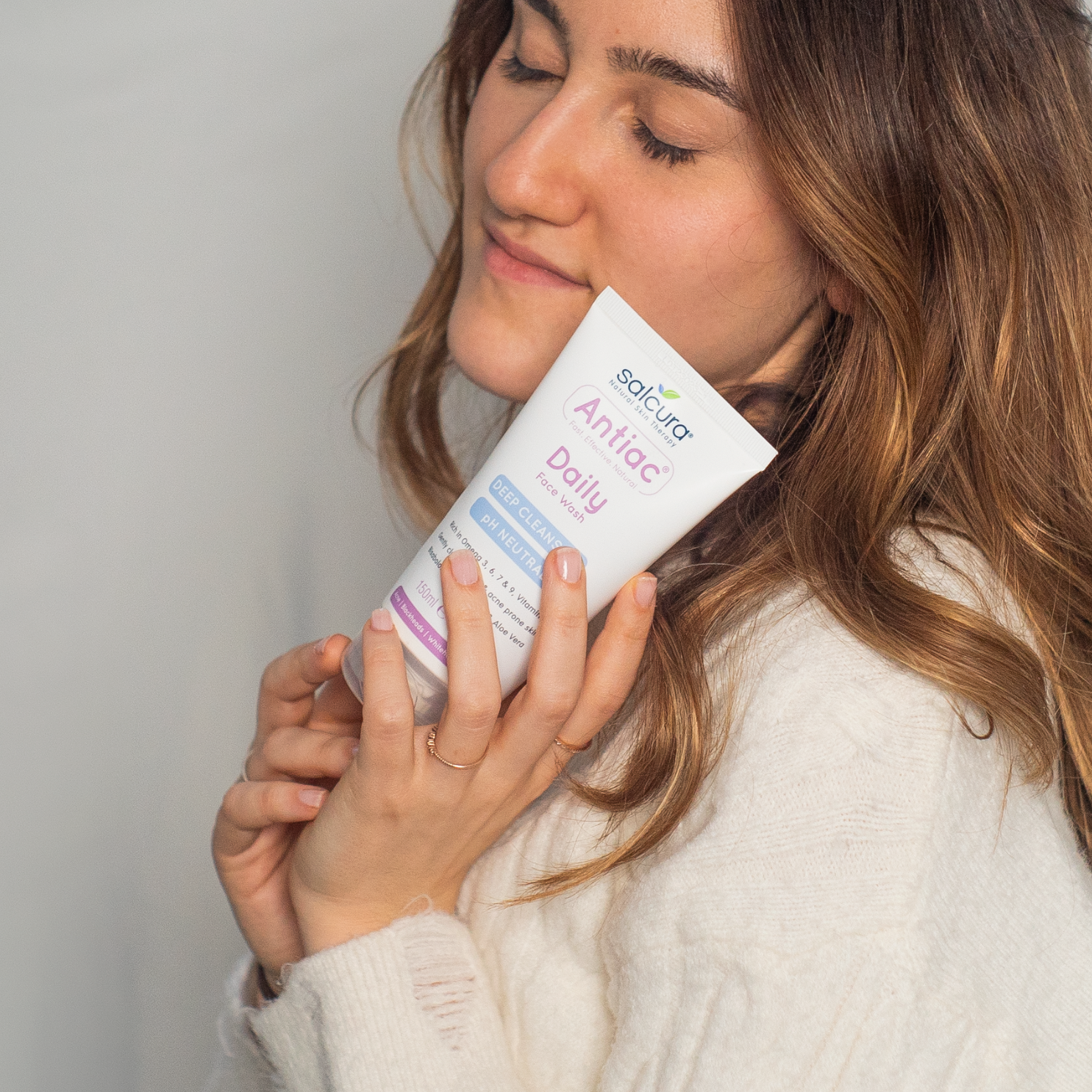 Antiac Daily Face Wash
